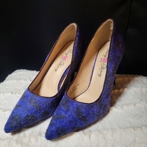 Penny loves Kenny pointed toe pump calf hair pump